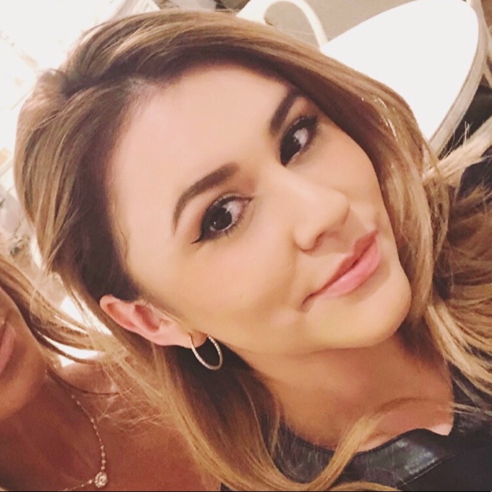 Meet your Posher, Jessica